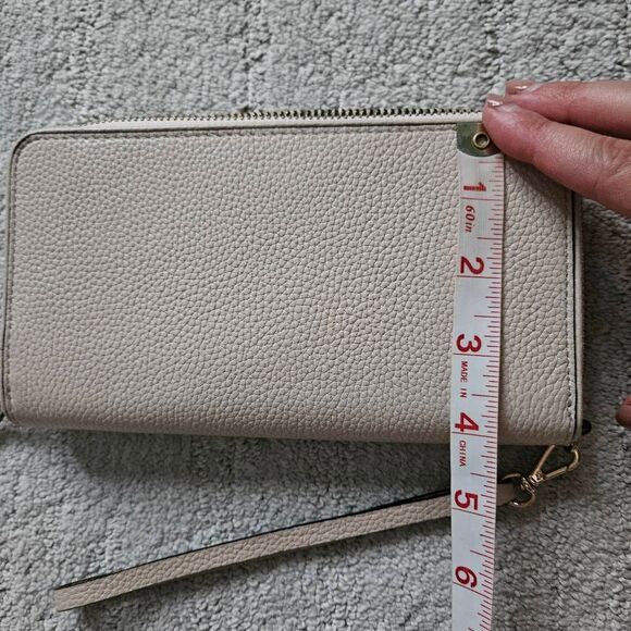Kate Spade Pebbled Leather Wallet in Beige - Picture 6 of 6